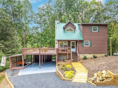Come home to this impeccably maintained 3 BR/3 BA mountain cabin on White Path Golf Club in Georgia - for sale on GolfHomes.com, golf home, golf lot