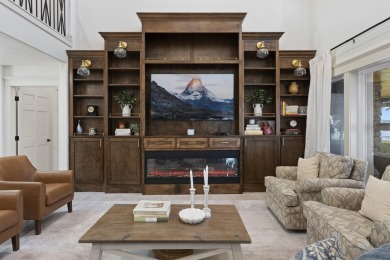 Incredible main lake views! A gorgeous 2024 renovation. A on Patricia Island Golf Club in Oklahoma - for sale on GolfHomes.com, golf home, golf lot