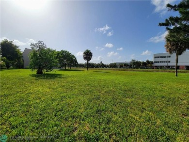 Schedule your appointment to see this BEAUTIFULLY UPDATED UNIT on Sunrise Country Club in Florida - for sale on GolfHomes.com, golf home, golf lot