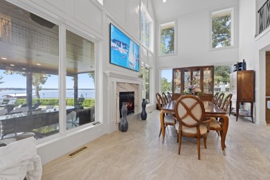 Incredible main lake views! A gorgeous 2024 renovation. A on Patricia Island Golf Club in Oklahoma - for sale on GolfHomes.com, golf home, golf lot