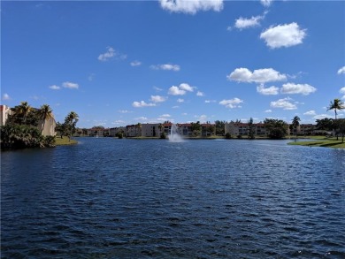 PRICED TO SELL! Come to see this BEAUTIFULLY UPDATED UNIT, and on Sunrise Country Club in Florida - for sale on GolfHomes.com, golf home, golf lot