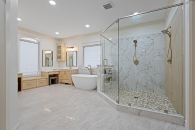 Incredible main lake views! A gorgeous 2024 renovation. A on Patricia Island Golf Club in Oklahoma - for sale on GolfHomes.com, golf home, golf lot