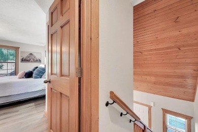 See this beautiful Lakefront Condo in the prestigious and highly on Ledgestone Country Club and Golf Course in Missouri - for sale on GolfHomes.com, golf home, golf lot