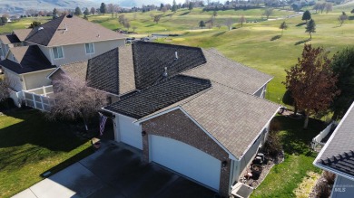 5 minutes to the 1st tee of this gently lived-in and on Quail Ridge Golf Course in Washington - for sale on GolfHomes.com, golf home, golf lot