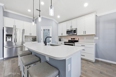 Beautifully updated Eagle Harbor home featuring a brand-new on Eagle Harbor Golf Club in Florida - for sale on GolfHomes.com, golf home, golf lot