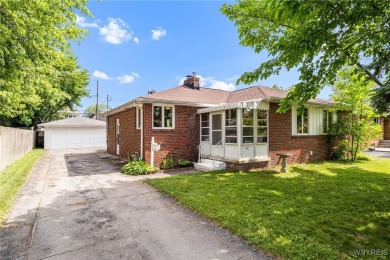 Welcome to this nicely maintained AND MOVE IN READY 4 bedroom, 2 on Grover Cleveland Golf Course in New York - for sale on GolfHomes.com, golf home, golf lot