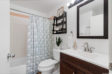 Move-in ready, spacious corner-end 2-bedroom 2-bath unit with 95 on Waikele Golf Club in Hawaii - for sale on GolfHomes.com, golf home, golf lot
