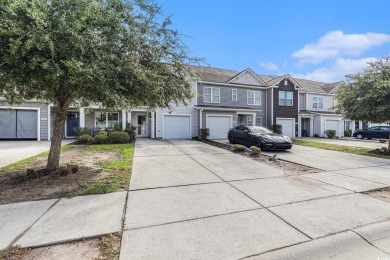 Welcome to this inviting three-bedroom, two-and-a-half-bathroom on  in South Carolina - for sale on GolfHomes.com, golf home, golf lot