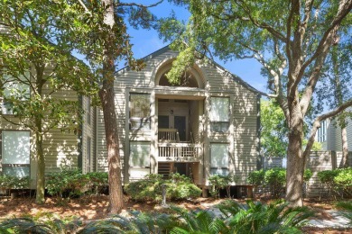 VIEWS THAT WILL TOTALLY CONSUME YOU!   This upper level Pelican on The Seabrook Island Club in South Carolina - for sale on GolfHomes.com, golf home, golf lot