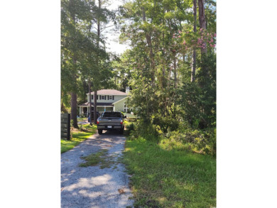 Great opportunity for a fixer upper.  Sold as-is this home is on The Tradition Golf Club in South Carolina - for sale on GolfHomes.com, golf home, golf lot