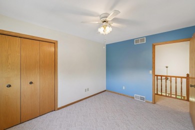 Wonderful, Cambridge/Lake Ripley area, end-unit, townhouse condo on Lake Ripley Country Club in Wisconsin - for sale on GolfHomes.com, golf home, golf lot