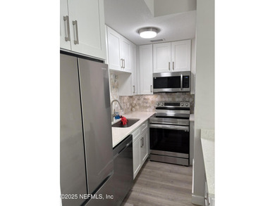 Freshly renovated with new tankless water heater, windows on Windsor Parke Golf Club in Florida - for sale on GolfHomes.com, golf home, golf lot