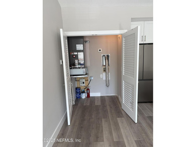 Freshly renovated with new tankless water heater, windows on Windsor Parke Golf Club in Florida - for sale on GolfHomes.com, golf home, golf lot