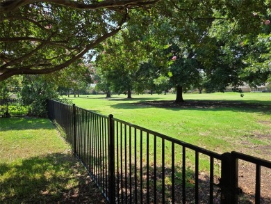 Nicely updated 3 bedroom 2 bath single story home on the golf on Duck Creek Golf Club in Texas - for sale on GolfHomes.com, golf home, golf lot