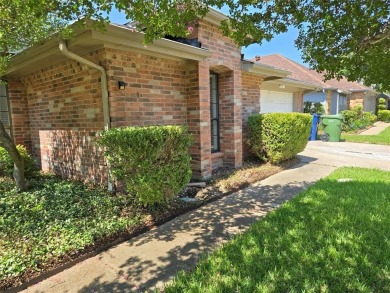 Nicely updated 3 bedroom 2 bath single story home on the golf on Duck Creek Golf Club in Texas - for sale on GolfHomes.com, golf home, golf lot