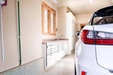 Welcome Home to serenity & views.Nestled within the privacy & on Awbrey Glen Golf Club in Oregon - for sale on GolfHomes.com, golf home, golf lot