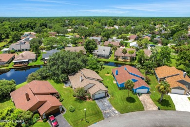 This charming 3-bedroom 2.5 bath villa is located in the on The Club At Pelican Bay - North Course in Florida - for sale on GolfHomes.com, golf home, golf lot