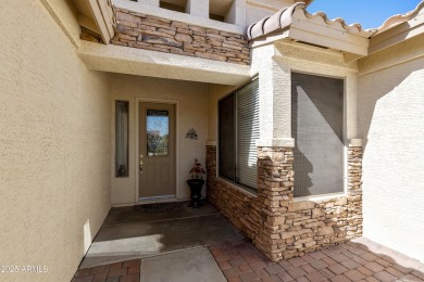 Popular 2BR, 2BA w/den Oakmont model just steps from the on Oakwood Golf Club  in Arizona - for sale on GolfHomes.com, golf home, golf lot