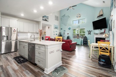 This is a beautiful, custom-built 5-bedroom, 3.5-bath home just on Wicked Stick Golf Club in South Carolina - for sale on GolfHomes.com, golf home, golf lot