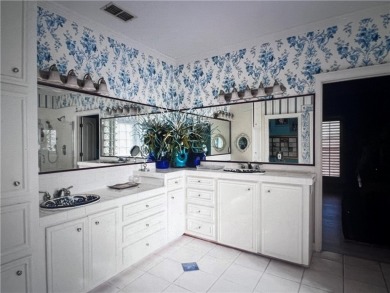 4502 Thoreau is a custom-built estate located in prestigious on River Hills Country Club in Texas - for sale on GolfHomes.com, golf home, golf lot