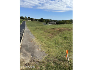 A very nice , mostly level, lot on the quiet North Section of on Rarity Bay Country Club - Loudon in Tennessee - for sale on GolfHomes.com, golf home, golf lot