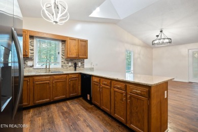 Updated 3-Bedroom Retreat in Prime Fairfield Glade Location

 on Druid Hills Golf Club in Tennessee - for sale on GolfHomes.com, golf home, golf lot