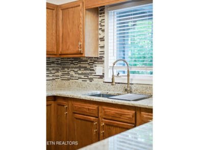 Updated 3-Bedroom Retreat in Prime Fairfield Glade Location

 on Druid Hills Golf Club in Tennessee - for sale on GolfHomes.com, golf home, golf lot