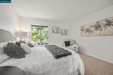 Beautiful one-bedroom, one-bath Del Monte unit offering comfort on Rossmoor Golf Course in California - for sale on GolfHomes.com, golf home, golf lot