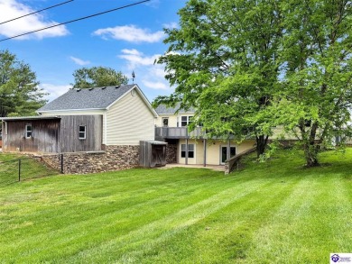 Perfectly positioned across from the golf course, this charming on Elizabethtown Country Club in Kentucky - for sale on GolfHomes.com, golf home, golf lot