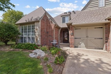 Stunning Home in Forest Ridge! 
Welcome to your dream home! on Forest Ridge Golf Club in Oklahoma - for sale on GolfHomes.com, golf home, golf lot