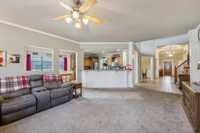 Stunning Home in Forest Ridge! 
Welcome to your dream home! on Forest Ridge Golf Club in Oklahoma - for sale on GolfHomes.com, golf home, golf lot