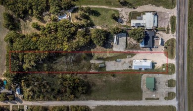 Great opportunity to own a local rental property. Property has 7 on Tawakoni Golf Course in Texas - for sale on GolfHomes.com, golf home, golf lot