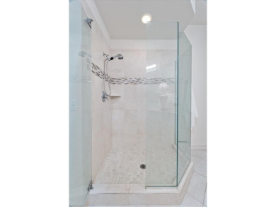 Priced to sell in Pelican Marsh! This top-floor 3-bedroom, 2 on Pelican Marsh Golf Club in Florida - for sale on GolfHomes.com, golf home, golf lot