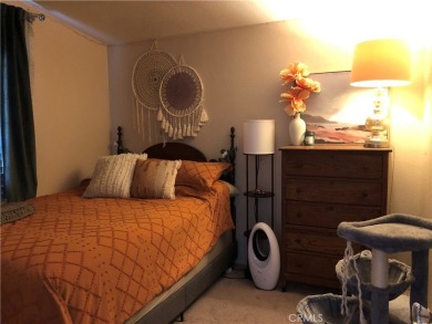 Beautiful 3 bedrooms, 2 bathrooms, high ceilings, 3 car carport on Green River Golf Club in California - for sale on GolfHomes.com, golf home, golf lot