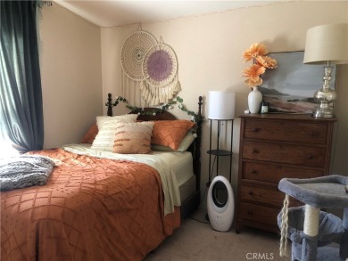 Beautiful 3 bedrooms, 2 bathrooms, high ceilings, 3 car carport on Green River Golf Club in California - for sale on GolfHomes.com, golf home, golf lot