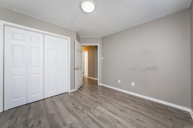 Beautifully updated 3 bed, 2 bath home on the golf course! on The Country Club of Arkansas in Arkansas - for sale on GolfHomes.com, golf home, golf lot