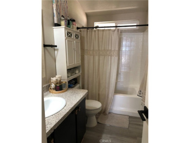Beautiful 3 bedrooms, 2 bathrooms, high ceilings, 3 car carport on Green River Golf Club in California - for sale on GolfHomes.com, golf home, golf lot