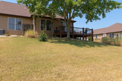 Here's the perfect place to Call Home 25 Mountain View Court in on Ledgestone Country Club and Golf Course in Missouri - for sale on GolfHomes.com, golf home, golf lot