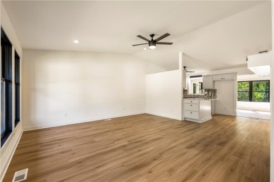 Completely remodeled home in the heart of Bella Vista! Close to on Bella Vista Country Club - Berksdale in Arkansas - for sale on GolfHomes.com, golf home, golf lot