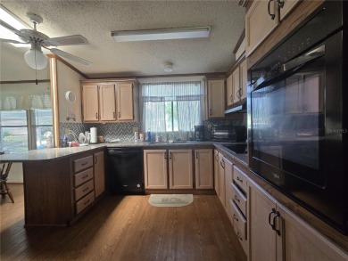 REDUCED! ZELLWOOD STATION MOTIVATED SELLER will entertain all on Zellwood Station Country Club in Florida - for sale on GolfHomes.com, golf home, golf lot