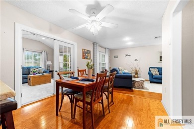 Welcome to this awesome buy in Clearbrook! Enjoy easy living in on Clearbrook Golf Club in New Jersey - for sale on GolfHomes.com, golf home, golf lot