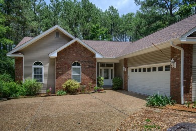 Nicely built golf course home in a prestigious and highly sought on Granada Golf Course in Arkansas - for sale on GolfHomes.com, golf home, golf lot