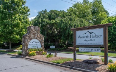 DRASTICALLY REDUCED! MOTIVATED SELLER, ALL REASONABLE OFFERS on Mountain Harbour Golf Club in North Carolina - for sale on GolfHomes.com, golf home, golf lot