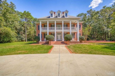 Here is what you have been waiting for.  Beautiful Southern on Tanglewood Golf Club in Florida - for sale on GolfHomes.com, golf home, golf lot