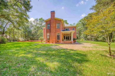 Here is what you have been waiting for.  Beautiful Southern on Tanglewood Golf Club in Florida - for sale on GolfHomes.com, golf home, golf lot