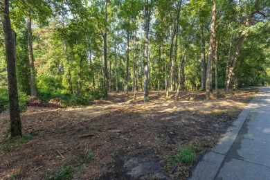 Rare opportunity to build your dream home on the golf course in on Houndslake Country Club in South Carolina - for sale on GolfHomes.com, golf home, golf lot
