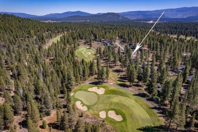 This exceptional single-story home is located on the 6th hole of on The Golf Club At Grays Crossing in California - for sale on GolfHomes.com, golf home, golf lot