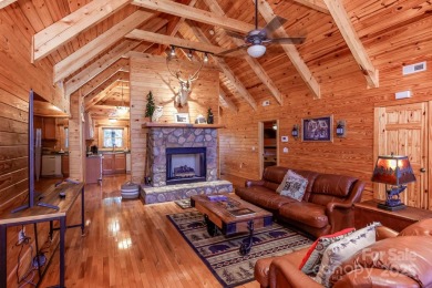 3600 sq ft, 3 bedroom, 3 bath, Southland Log home just 1 mile on Rumbling Bald Resort on Lake Lure in North Carolina - for sale on GolfHomes.com, golf home, golf lot