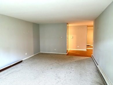 Perfect for first-time buyers, downsizers, or investors! This on Downers Grove Golf Club in Illinois - for sale on GolfHomes.com, golf home, golf lot