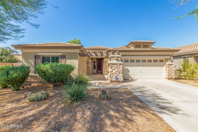 Welcome to this stunning  4beds/2 baths Ranch style home on Palm Valley Golf Club  in Arizona - for sale on GolfHomes.com, golf home, golf lot